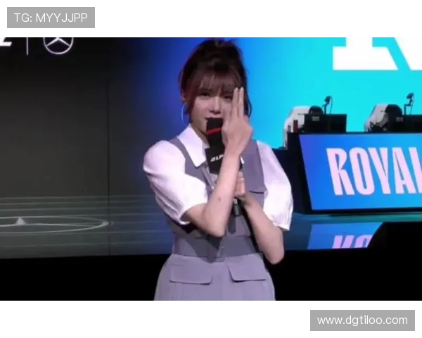 骆歆的主持风格为何被称为_驼子姐整活_？